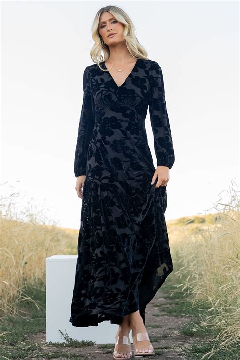 Vienna Velvet Maxi Dress | Black – Baltic Born
