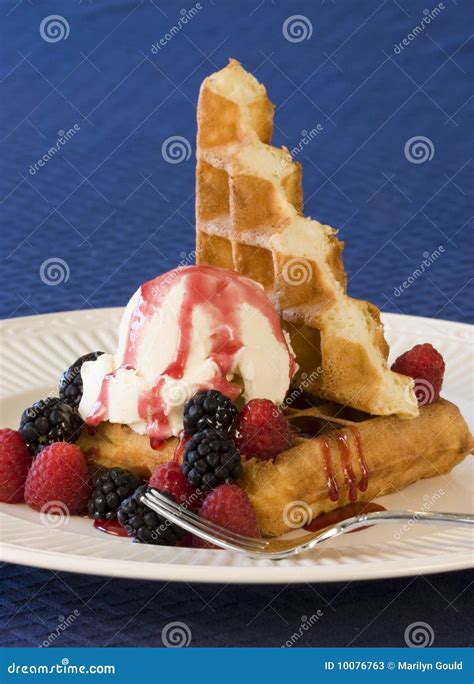 Waffles and Ice Cream stock image. Image of syrup, cream - 10076763