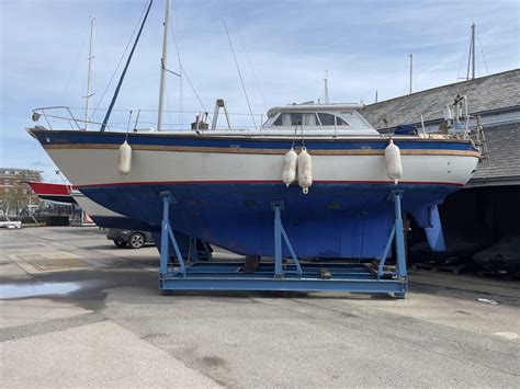 Fjord MS 33 in for Disposal after Sinking - Boatbreakers