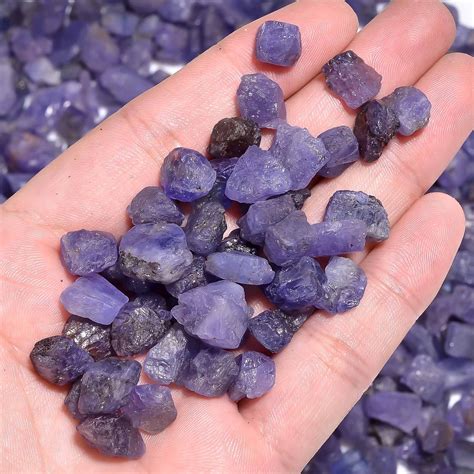 Tanzanite Stone 的图像结果