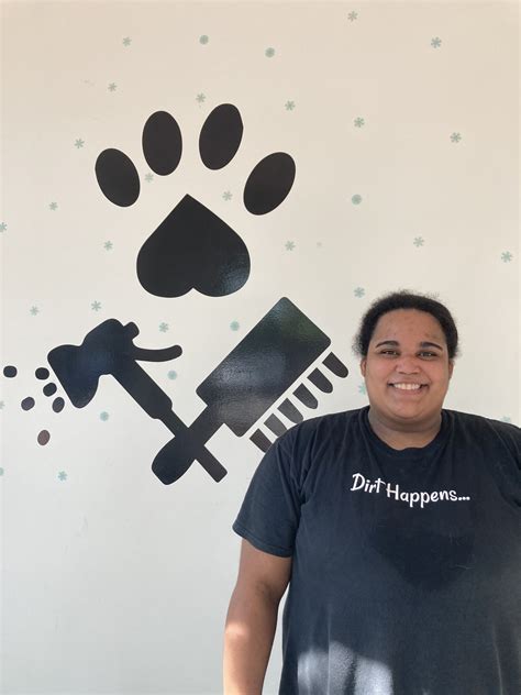 Staff – Pawsh Dog Wash