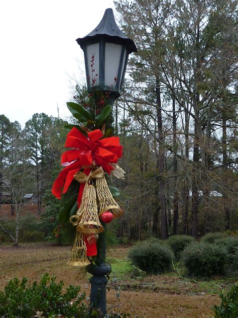 Christmas Lamp Post Decoration