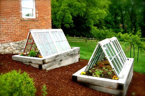 mini greenhouses made from windows (Hermann, MO) | Small space ...