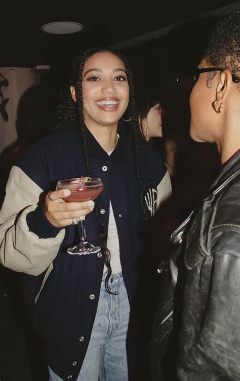 Samantha Logan | Tv show outfits, Olivia baker, Pretty baby