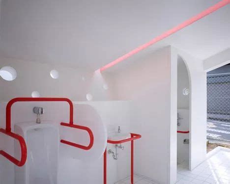 Restrooms 的图像结果