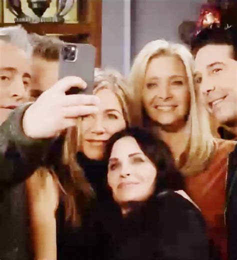 These pictures of the most-loved cast of ‘Friends’ will fill their fans ...