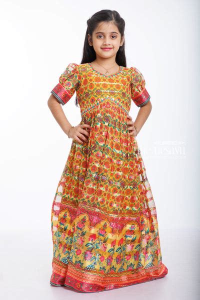 Girls Gown / Anarkali – The Nesavu