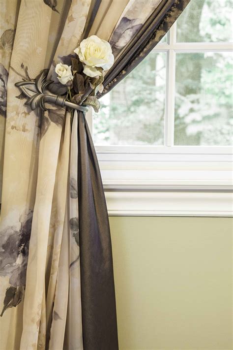 5 Stunning Modern Dining Room Curtains For A Sophisticated Dining ...