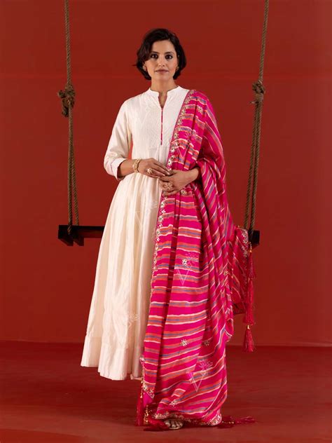 Buy Off-White Anarkali Suit with Dupatta Online – Vasansi Jaipur