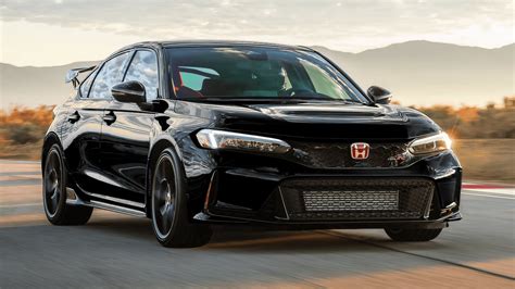 Honda Civic Type R: 0-60 MPH Time And Other Key Performance Metrics