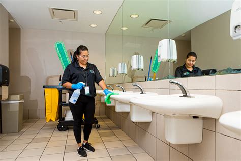 Commercial Cleaning Services in Quad Cities - FBG Facility Services