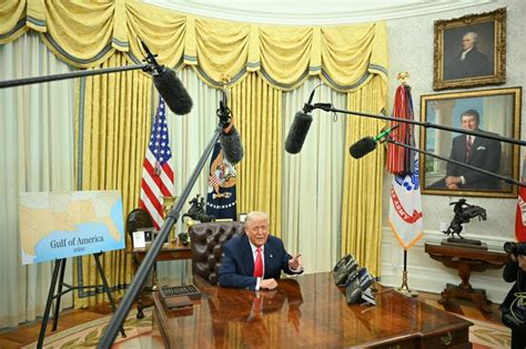 Trump brings the bling with gold-plated Oval Office makeover