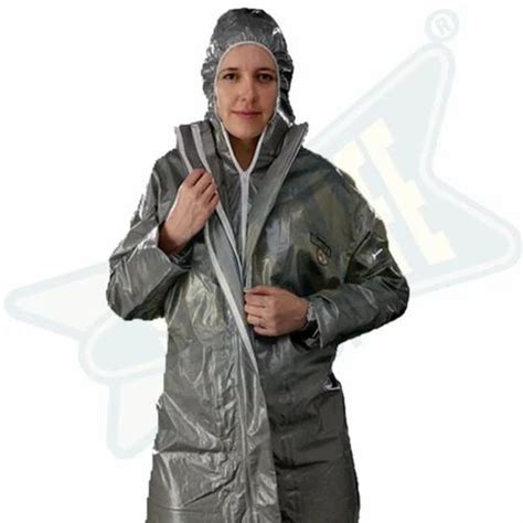 Chemical Protective Clothing - Tyvek Protective Suit Manufacturer from ...