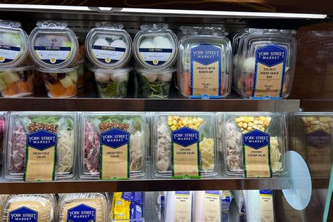 Sneak peek inside Delta's 1st grab-and-go Sky Club concept - The Points Guy