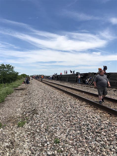 Amtrak train with 243 aboard derails in Missouri, fatalities reported