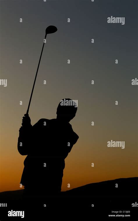 Playing Golf 的图像结果