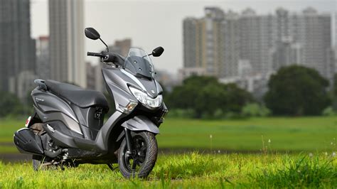 Suzuki Burgman 2018 STD Bike Photos - Overdrive