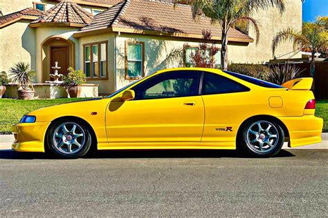 2000 Acura Integra Type R