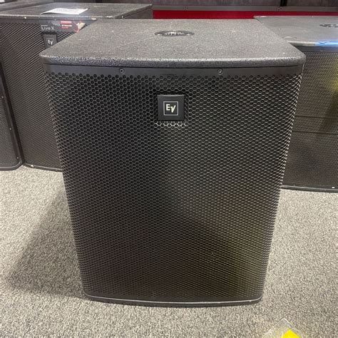 Buy used Electro-Voice live X ELX 118P Subwoofer | Sam Ash Music