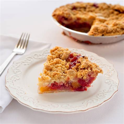 State Theatre Cherry Peach Crumb Pie | Grand Traverse Pie Company