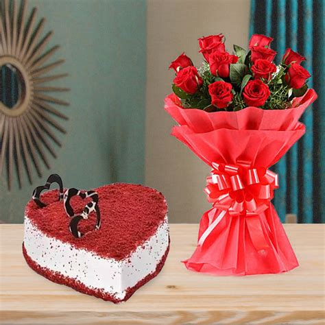 Love Infusion Delight: Red Velvet Cake with Red Rose Bouquet