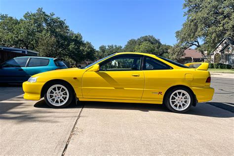 2000 Acura Integra Type R