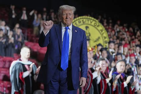 Trump Lashes Out at John Kelly After Brutal Criticism - Newsweek