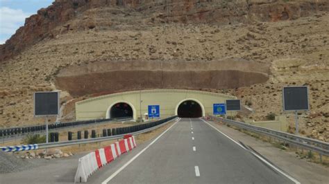 What Language Do They Speak in Morocco? A Guide to Moroccan Arabic, Berber & French