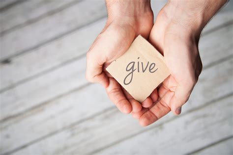 Make It Easy for Others to Give You What You Want | Rachel Beohm