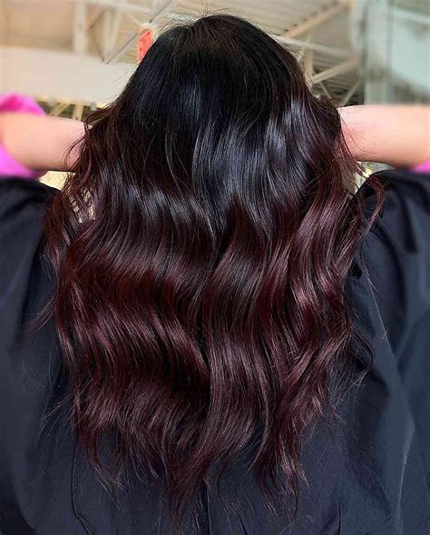 25 Stunning Red and Black Hair Color Combinations to Transform Your Look