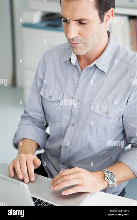 Using Computer 的图像结果