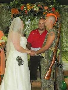 Hillbilly Wedding Ideas by 30 Hilarious Hillbilly Wedding Photos Wedding Hillbilly Wedding Ideas