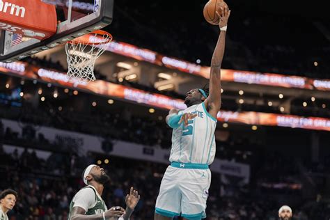 Lakers, Hornets Trade Rescinded: Mark Williams Returns to Charlotte ...