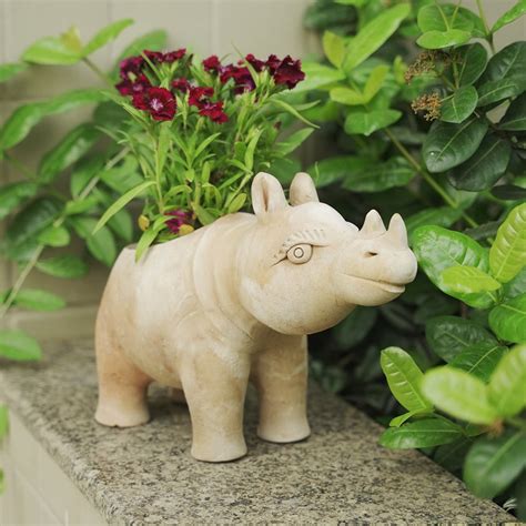 Earthy Rhino – Swadeh – Artisanal Handcrafted Décor