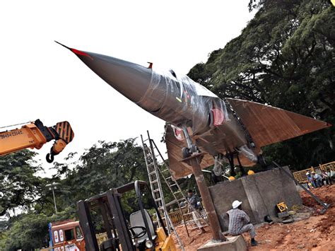 LCA Tejas makes a quiet landing at Bengaluru's Minsk Square - LCA Tejas ...