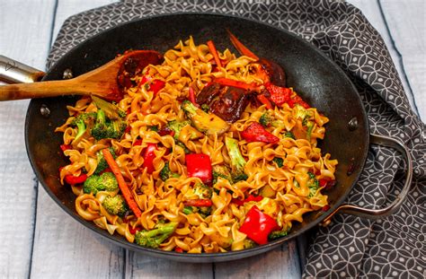 Thai Stir-Fried Noodles With Vegetables Recipe