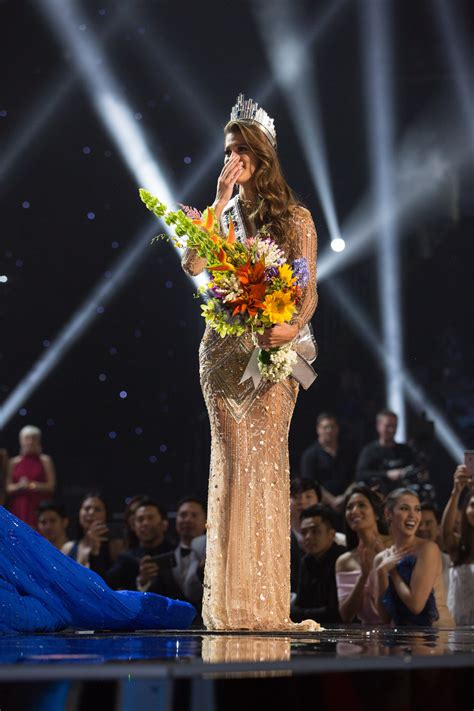 Miss Universe 2017 Winner Photos: See Miss France Iris Mittenaere ...