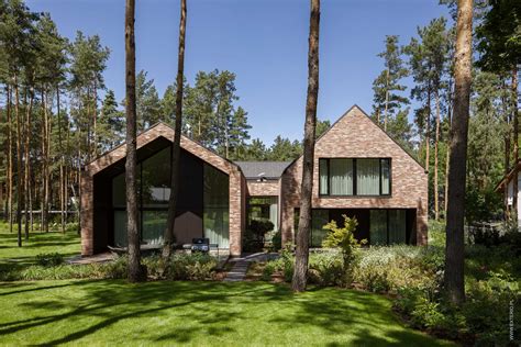 A Modern Brick Home Designed Around The Original Placement Of Trees ...