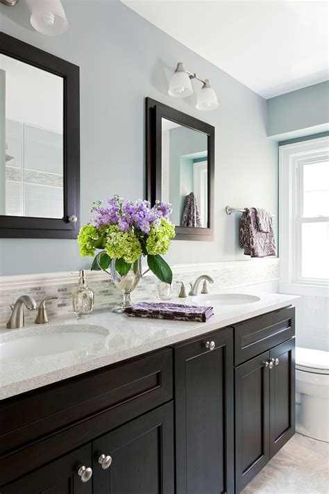 20 Elegant Popular Paint Colors for Bathrooms - Home Decoration and ...
