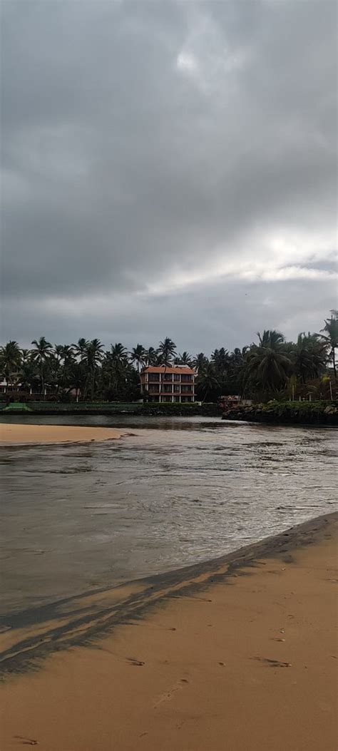 BEACH & LAKE AYURVEDIC RESORT, KOVALAM (Thiruvananthapuram (Trivandrum ...