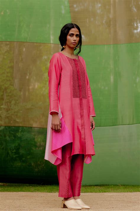 Colorblocked Flared Tunic – SWGT