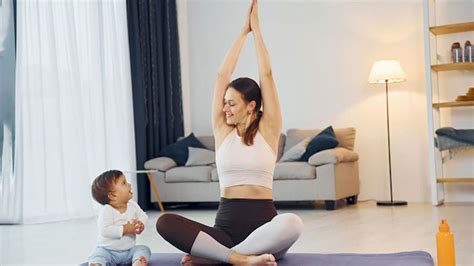 5 Yoga Asanas For Lactating Mothers To Experience Relief From Back Pain ...