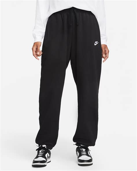 Nike Sportswear Club Fleece Women's Mid-Rise Oversized Sweatpants. Nike.com