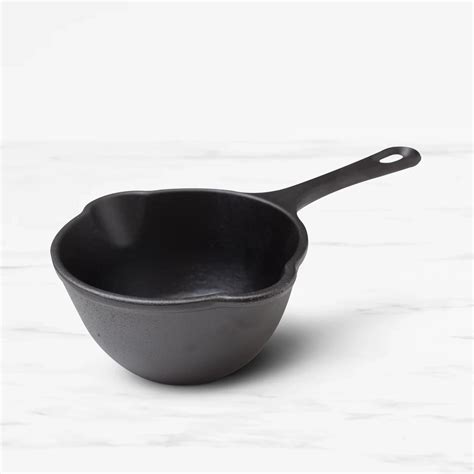 Cast iron cookware | Kitchen Warehouse