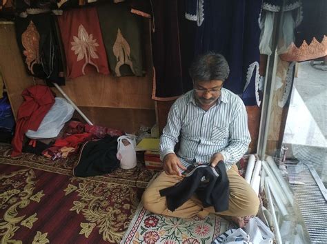 The Artisan's Blurring Vision