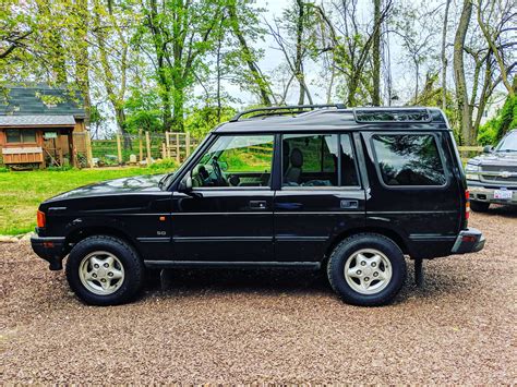 1999 Land Rover Discovery 1 | Jason Miller