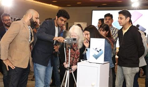 A Next Generation Device for a New Generation of Users – Samsung ...