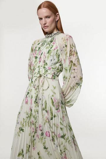 Long Sleeve Maxi Dresses | Maxi Dresses With Sleeves | Karen Millen