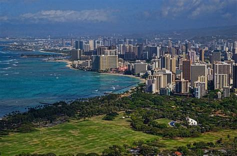 Hawaii's Weird and Wonderful Laws: 10 Revealed