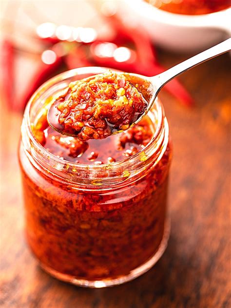 What's The Best Chili Paste Substitute? 15 Options | Spice and Life